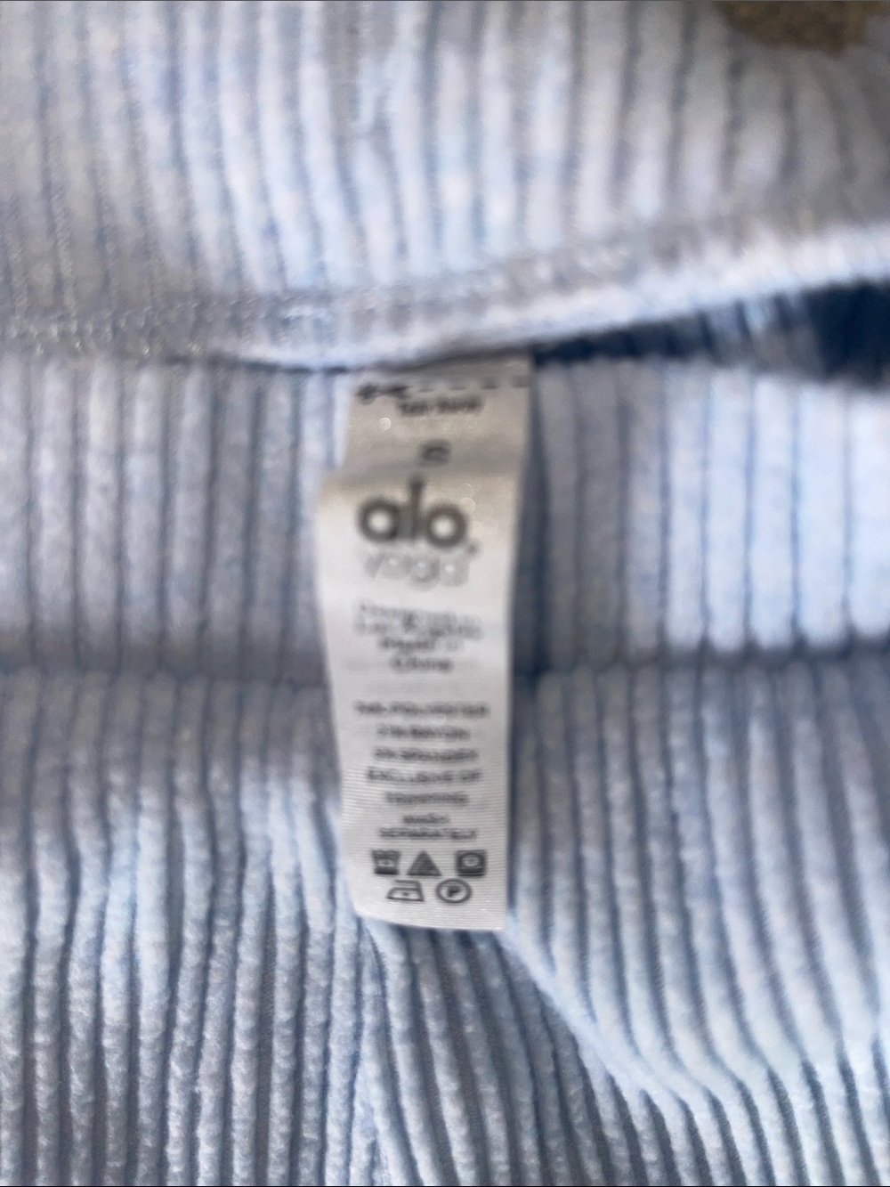 ALO Yoga Ribbed Light Blue Women's Athletic Lounge Shorts - Picture 3 of 4